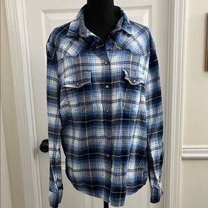 JACHS Girlfriend Blue Plaid Casual Button-Down Shirt